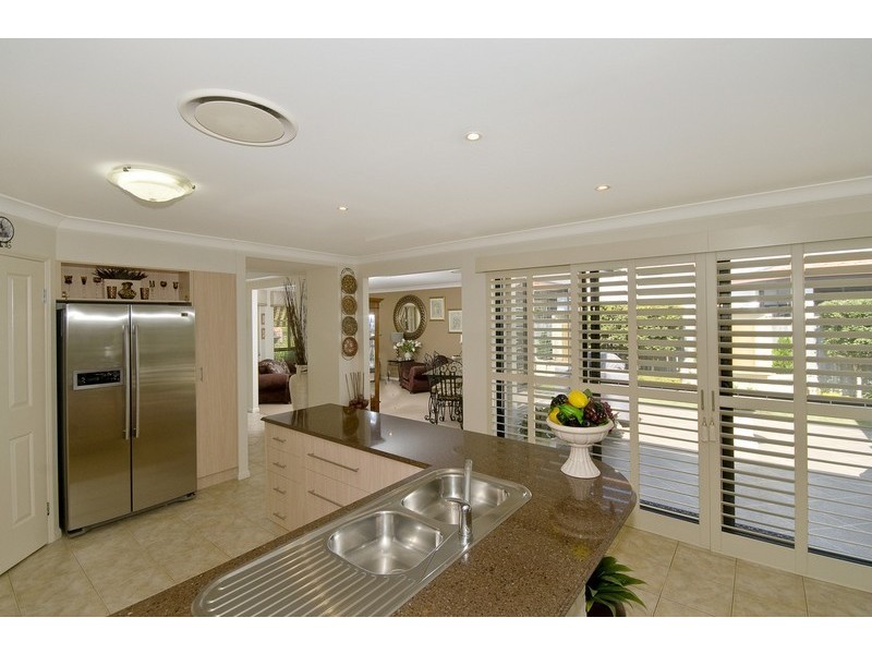 3 St Helens Crt, Burleigh Waters QLD 4220