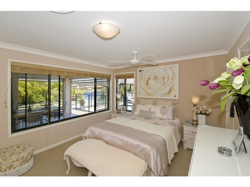 3 St Helens Crt, Burleigh Waters QLD 4220