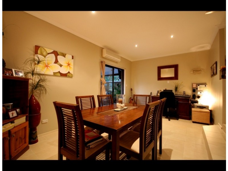 1 Moorhen Place, Burleigh Waters QLD 4220