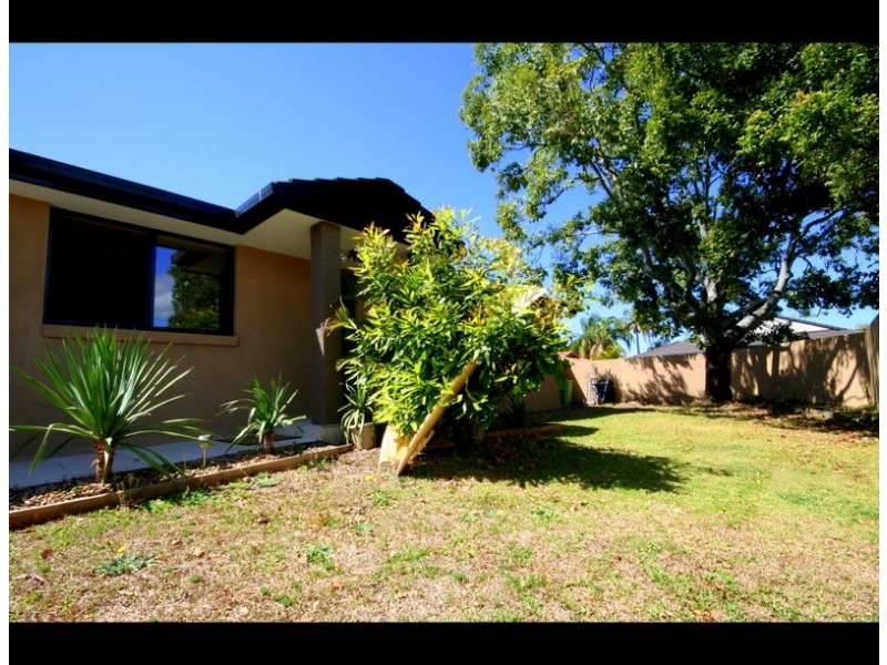 1 Moorhen Place, Burleigh Waters QLD 4220