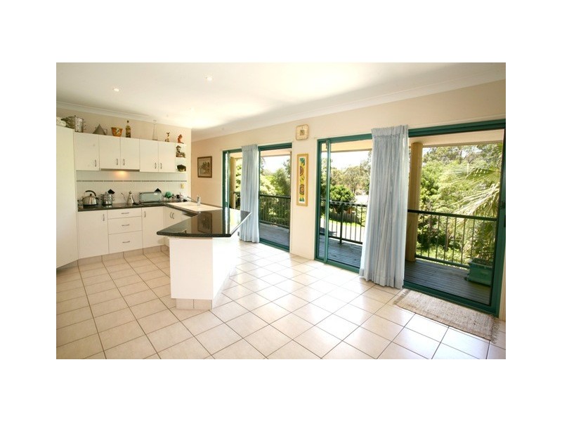 19 Burleigh Glen Crt, Burleigh Heads QLD 4220