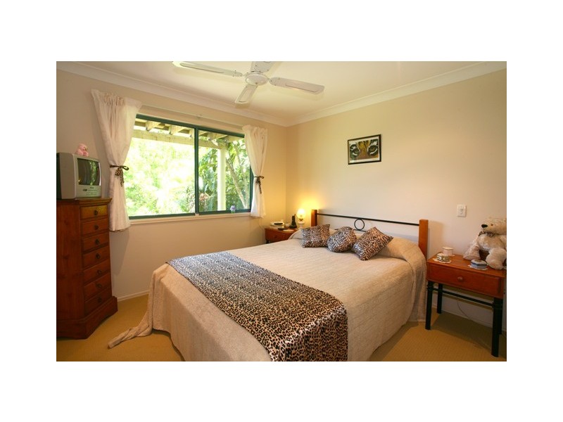 19 Burleigh Glen Crt, Burleigh Heads QLD 4220