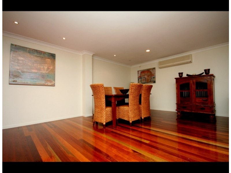 30 Whistler Drive, Burleigh Waters QLD 4220