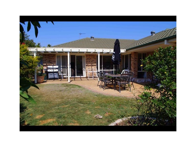 69 Dipper Drive, Burleigh Waters QLD 4220