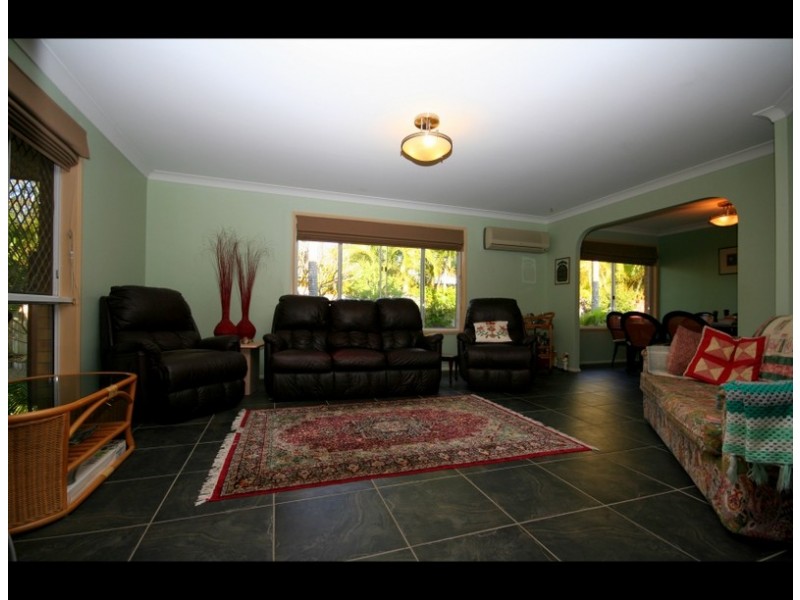 58 Wedgebill Parade, Burleigh Waters QLD 4220