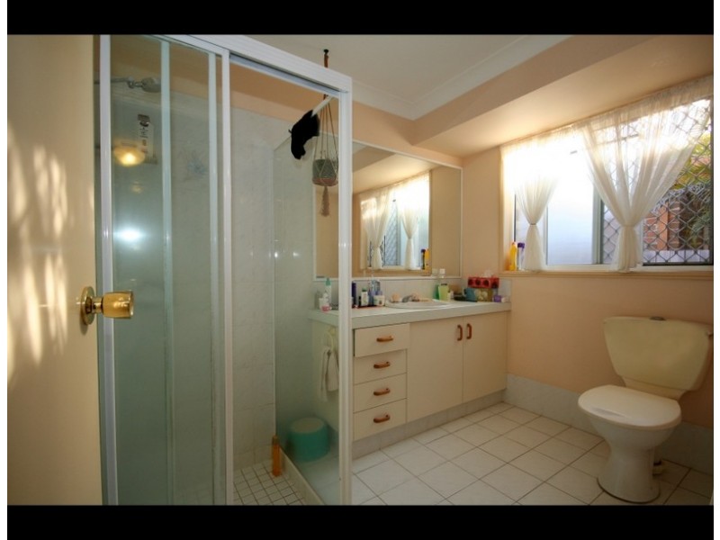 58 Wedgebill Parade, Burleigh Waters QLD 4220