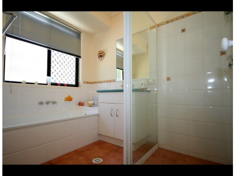 19 Orchna Street, Burleigh Heads QLD 4220