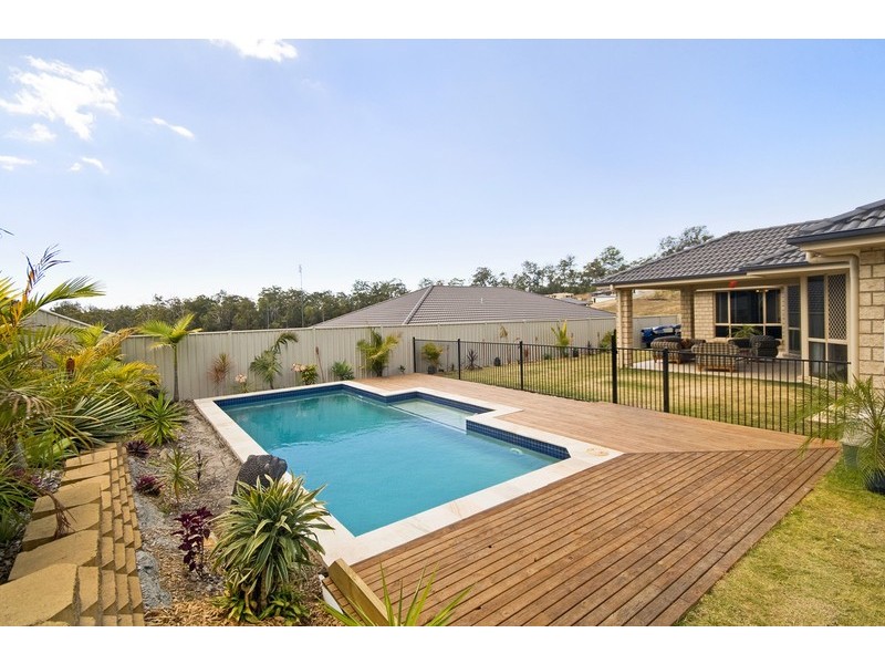 11 Laceflower Crt, Reedy Creek QLD 4227