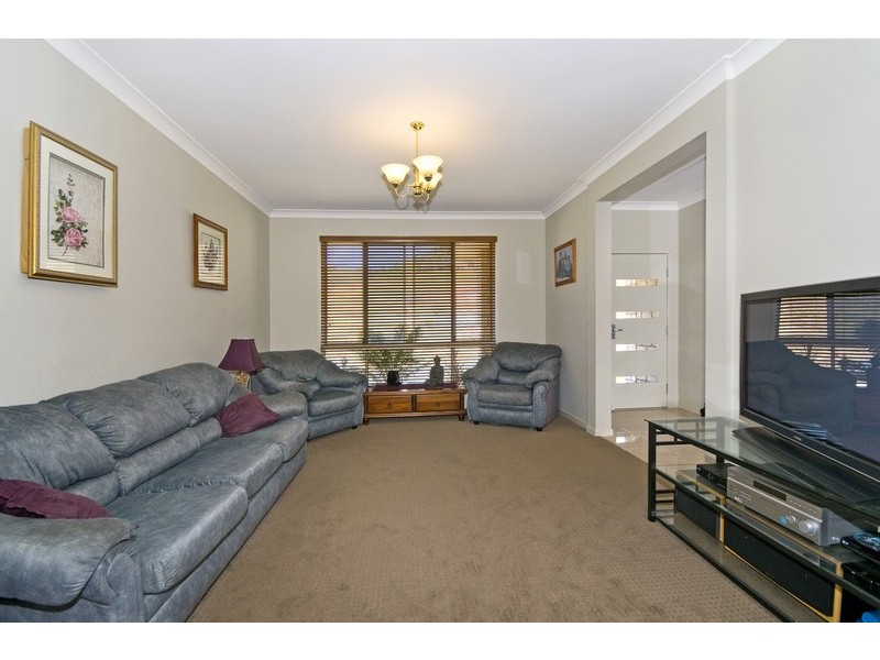 11 Laceflower Crt, Reedy Creek QLD 4227