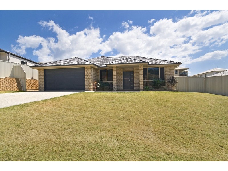 11 Laceflower Crt, Reedy Creek QLD 4227