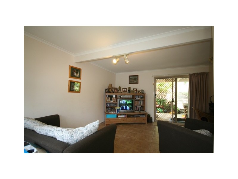 27 Barrine Drive, Worongary QLD 4213