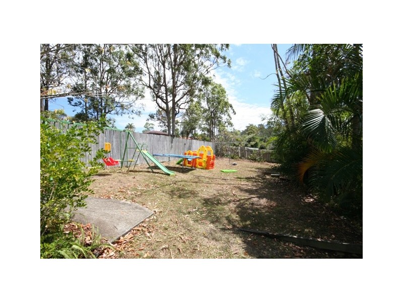 27 Barrine Drive, Worongary QLD 4213