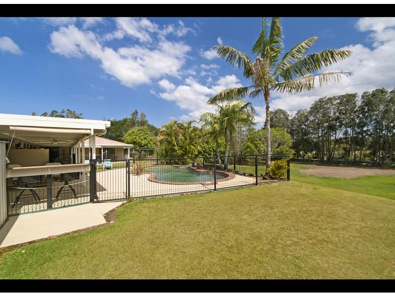 5 Larch Street, Tallebudgera QLD 4228