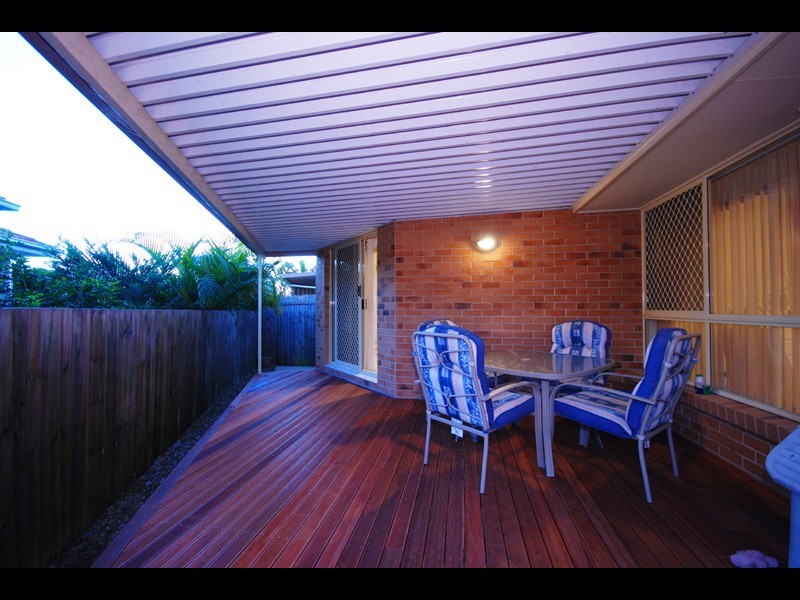 2/7 Sky Royal Tce, Burleigh Heads QLD 4220