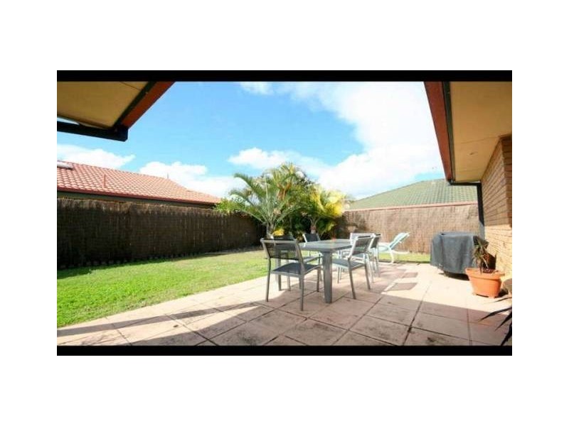 18 Bowerbird Place, Burleigh Waters QLD 4220