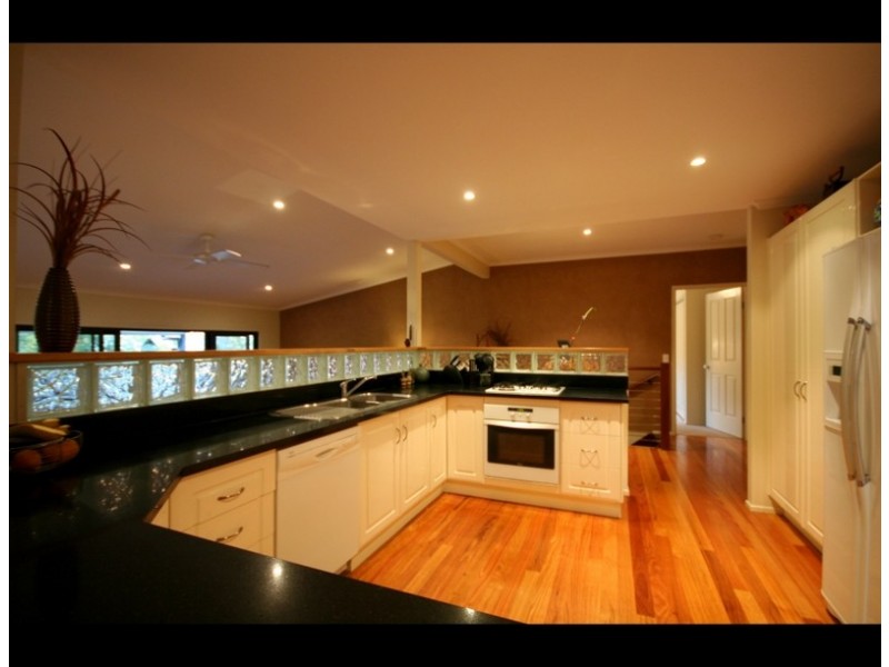 4 Waddiwong Rd, Coomera QLD 4209