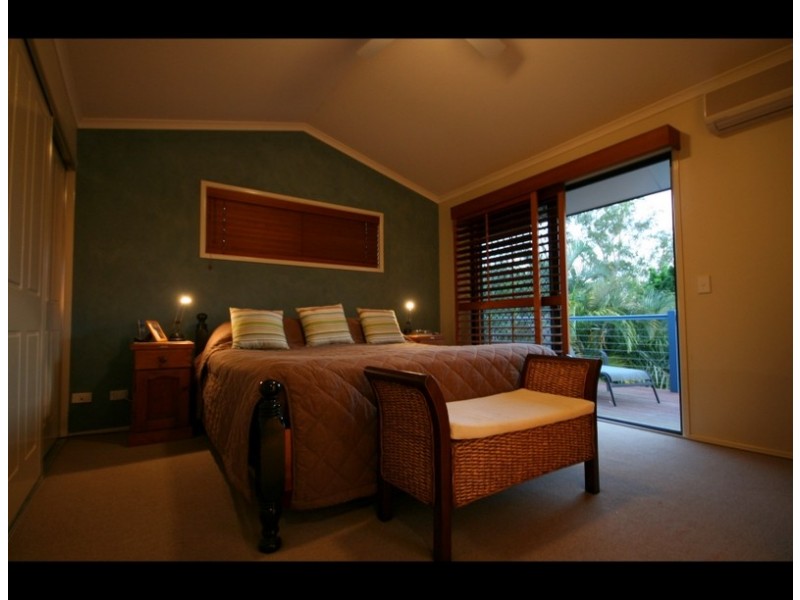 4 Waddiwong Rd, Coomera QLD 4209