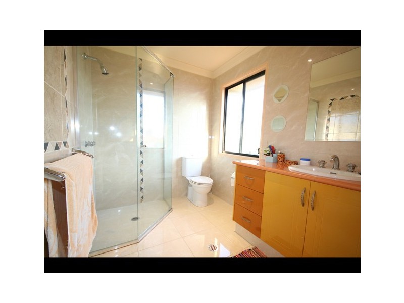 12 Royal Links, Robina QLD 4226