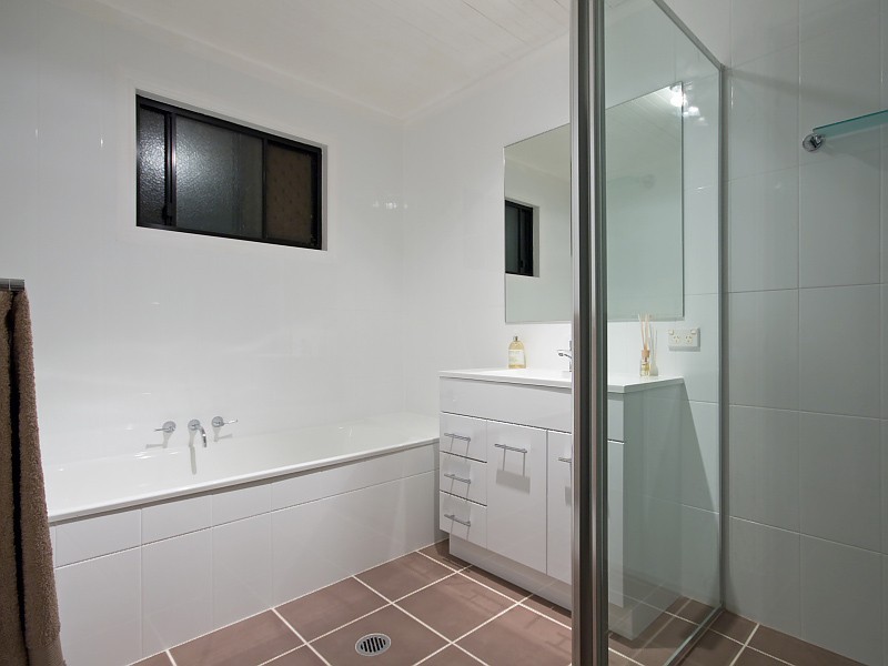 30 Lydford Close, Bonogin QLD 4213