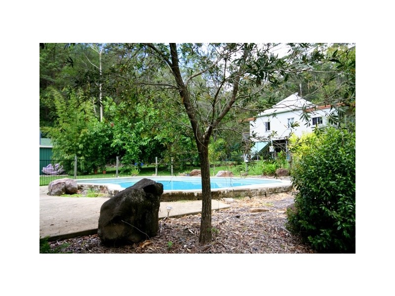 149 Petsch Creek Road, Tallebudgera Valley QLD 4228