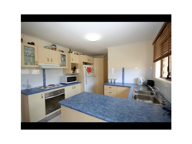 1/85 Christine Avenue, Burleigh Waters QLD 4220