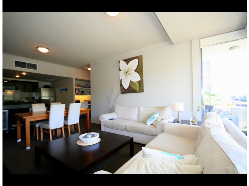 2005/1 Ocean Street, Burleigh Heads QLD 4220
