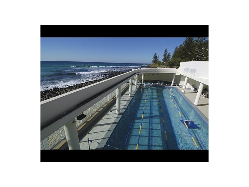 2005/1 Ocean Street, Burleigh Heads QLD 4220