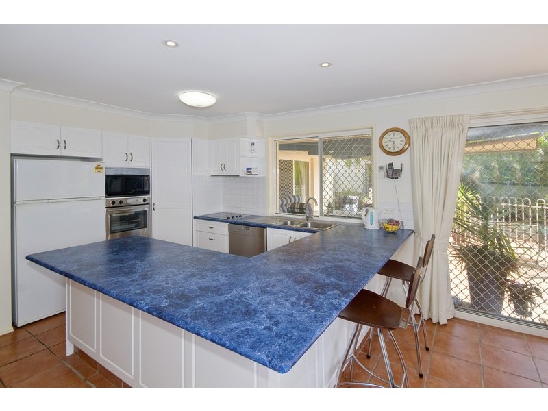 12 Gardendale Cr, Burleigh Waters QLD 4220