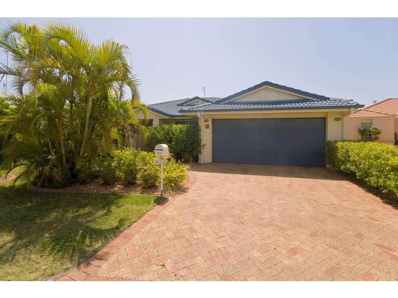 12 Gardendale Cr, Burleigh Waters QLD 4220