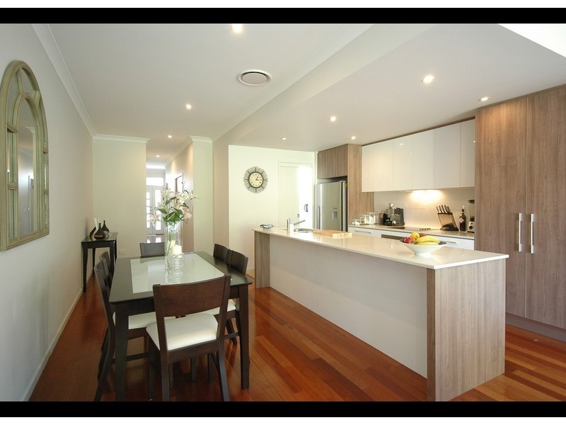 1/69  Albion Ave, Miami QLD 4220