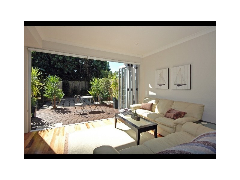 1/69  Albion Ave, Miami QLD 4220