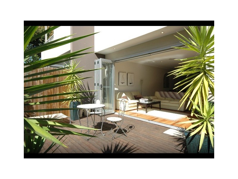 1/69  Albion Ave, Miami QLD 4220