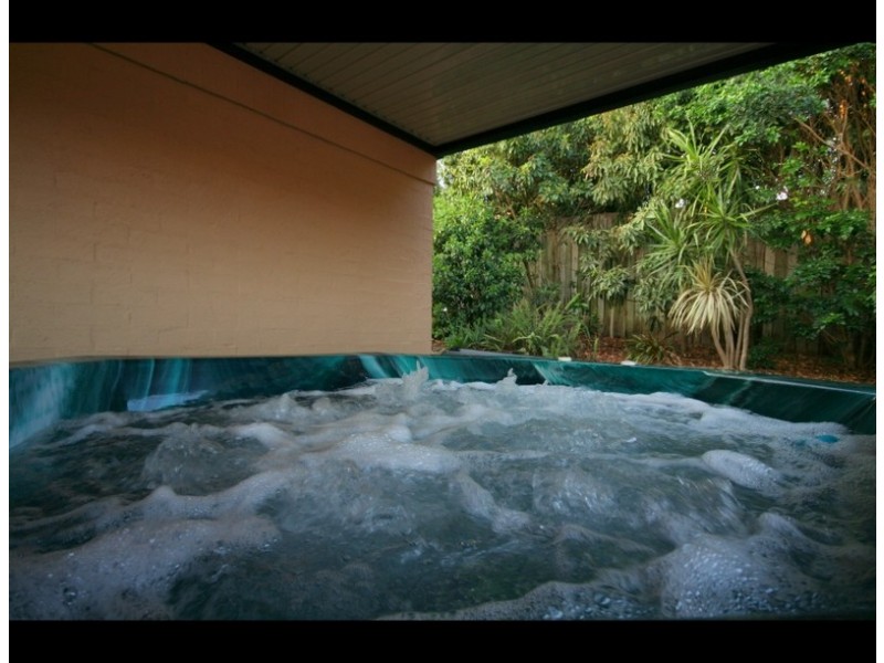 3 Euodia Close, Burleigh Heads QLD 4220