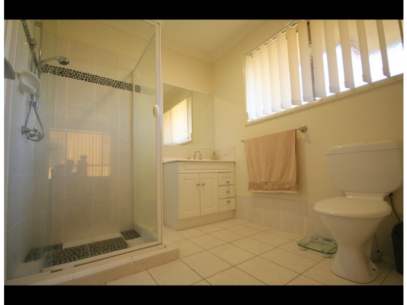 16 Sky Royal Tce, Burleigh Heads QLD 4220