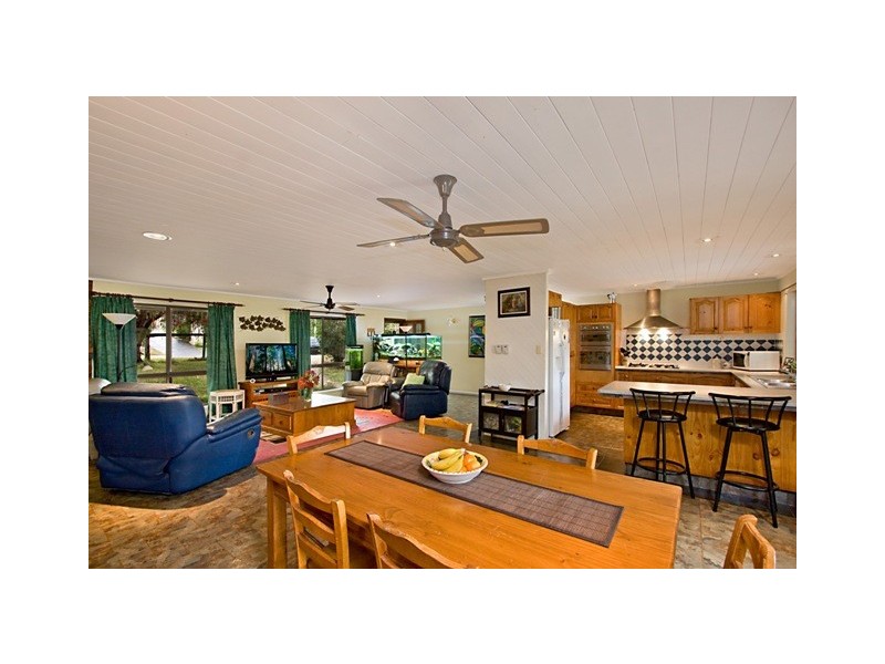 22 Westminster Blvd, Elanora QLD 4221