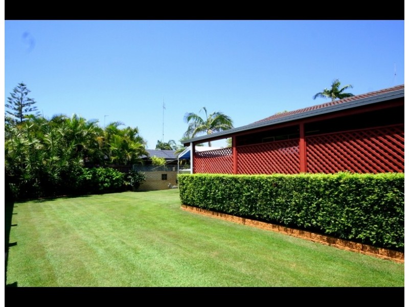 112 Albion Ave, Miami QLD 4220