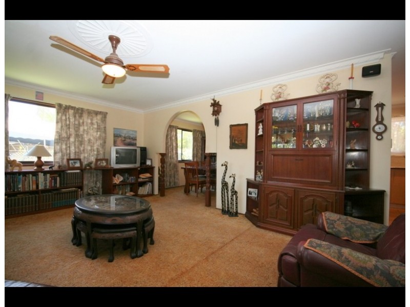 112 Albion Ave, Miami QLD 4220