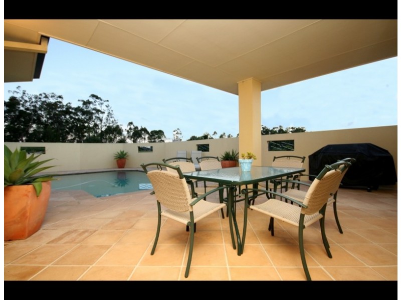 70 Sky Royal Terrace, Burleigh Heads QLD 4220