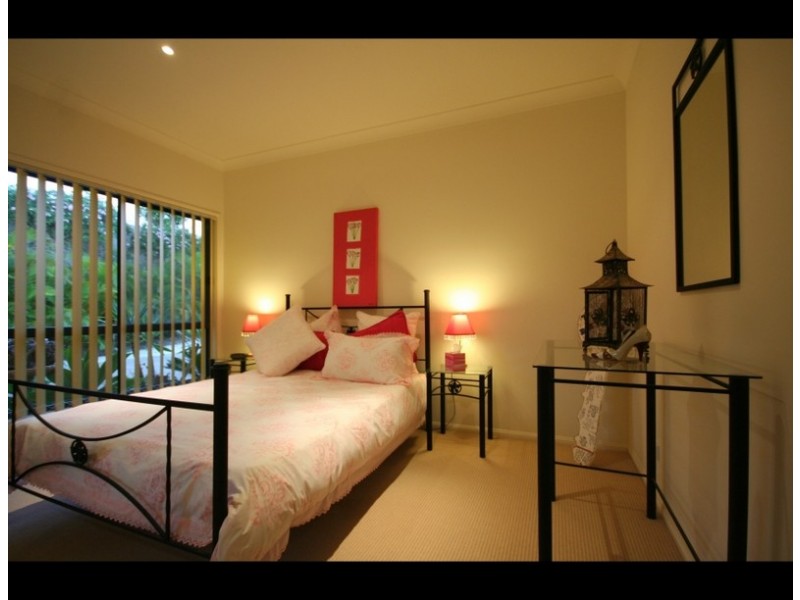 70 Sky Royal Terrace, Burleigh Heads QLD 4220