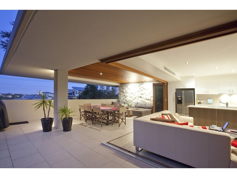 1/61 Garrick Street, Coolangatta QLD 4225