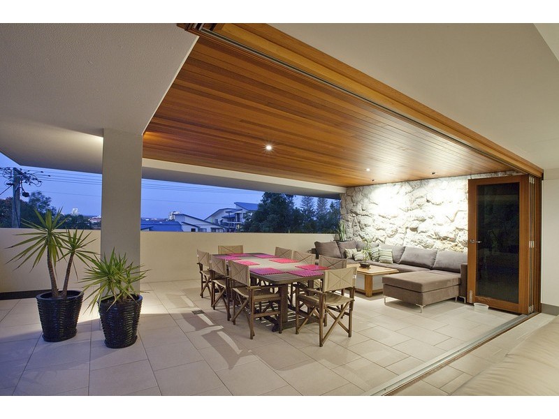 1/61 Garrick Street, Coolangatta QLD 4225