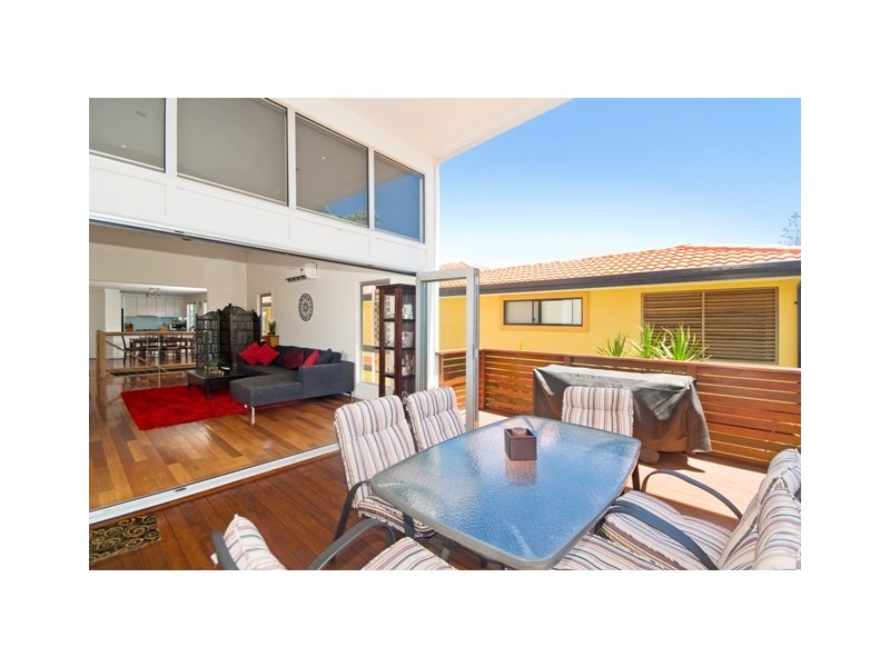 2/86 Palm Beach Ave, Palm Beach QLD 4221
