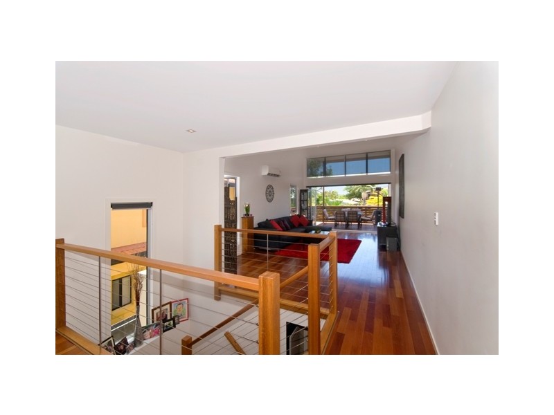 2/86 Palm Beach Ave, Palm Beach QLD 4221