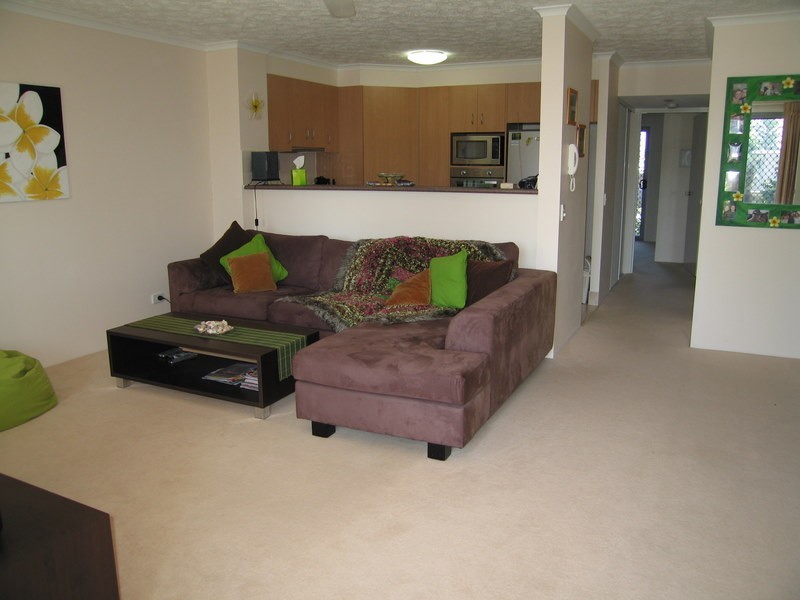 12/1880 Gold Coast Hwy, Burleigh Heads QLD 4220