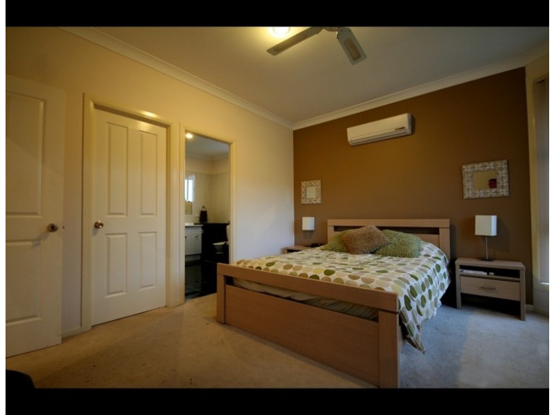 13 Sky Royal Tce, Burleigh Heads QLD 4220