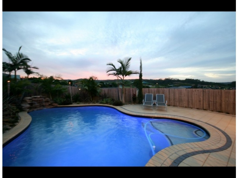 13 Sky Royal Tce, Burleigh Heads QLD 4220