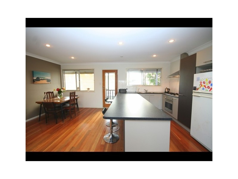 35 Mallawa Drive, Palm Beach QLD 4221