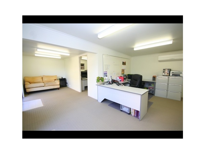 35 Mallawa Drive, Palm Beach QLD 4221