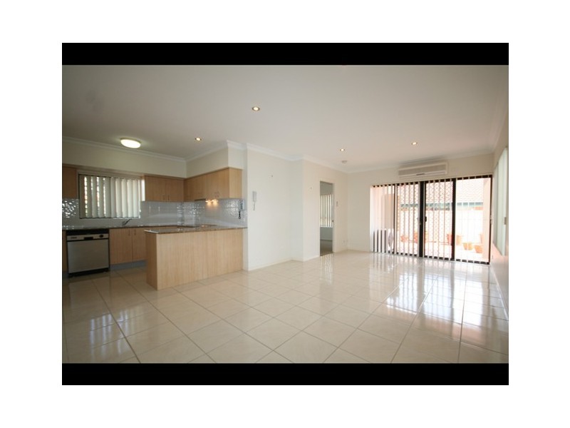 3/2008 Gold Coast Highway, Miami QLD 4220
