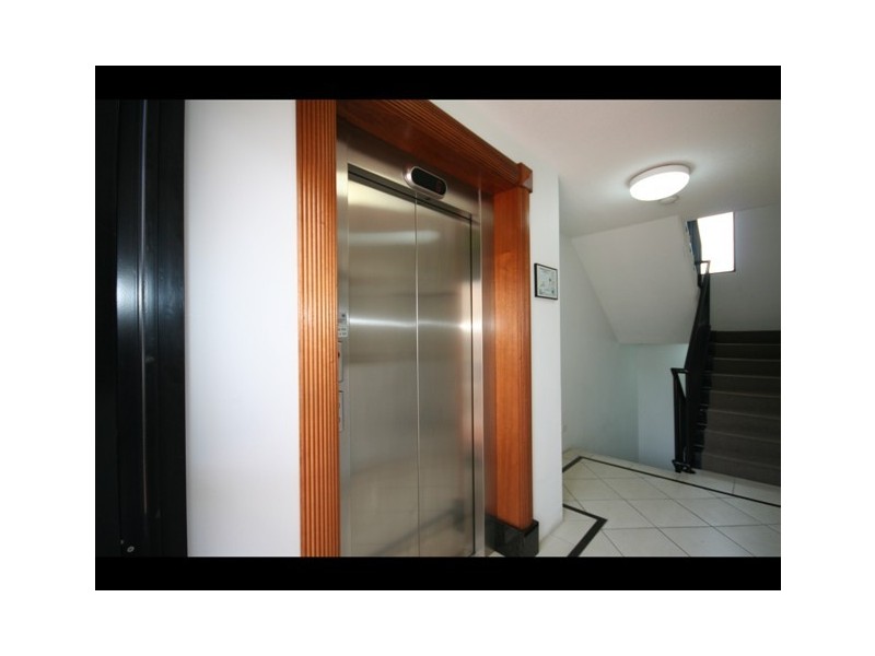 3/2008 Gold Coast Highway, Miami QLD 4220